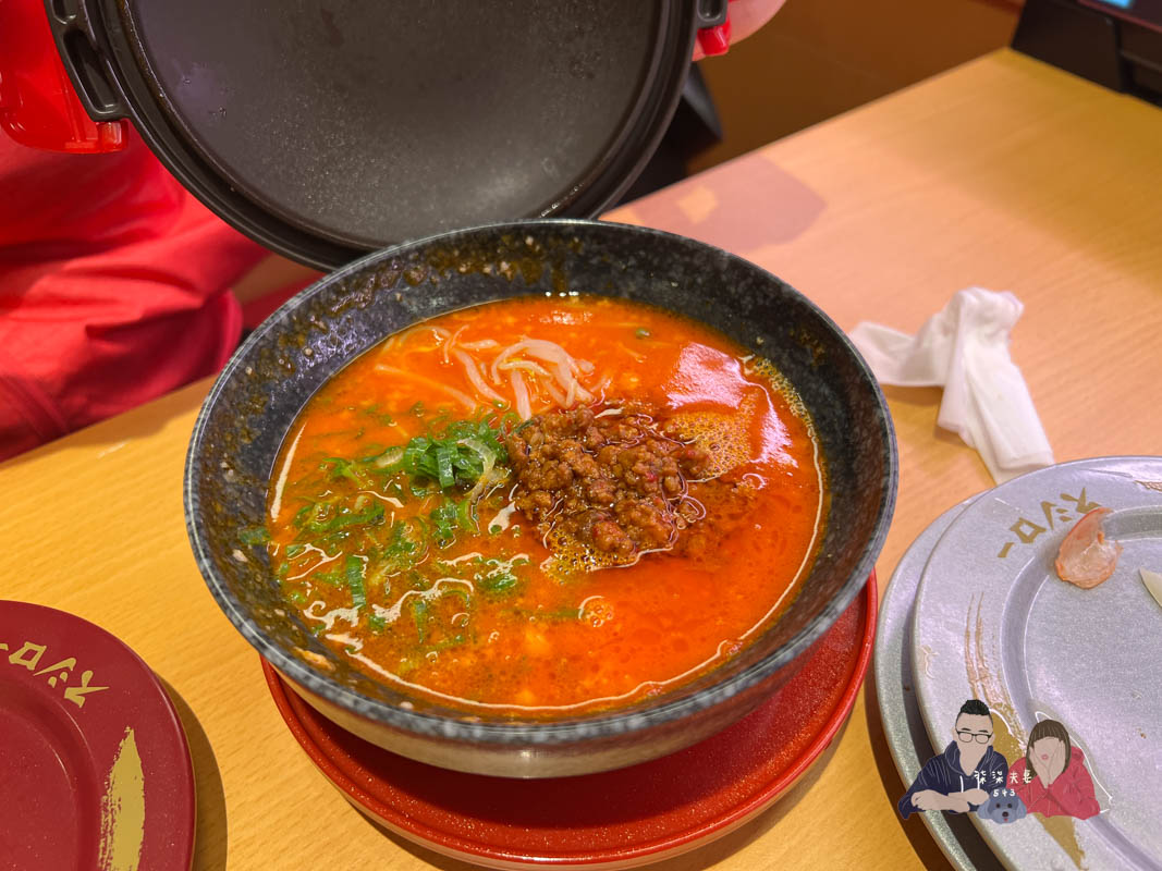 壽司郎美食圖鑑》吃過的91款餐點/甜點,哪些推薦哪些雷?期間限定好吃嗎?持續更新中! - 第68張圖 壽司郎紅油擔擔麵-1