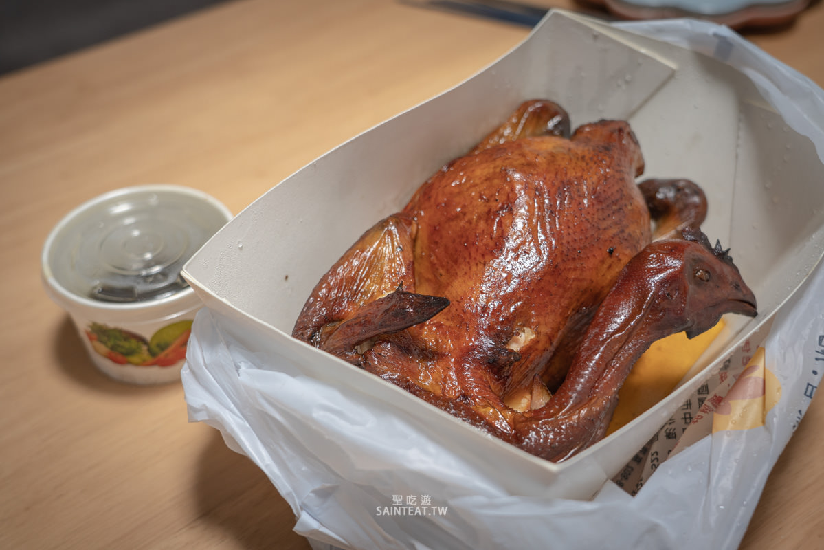 大仁哥蔗香脆皮桶仔雞》真的有這麼好吃嗎？刷手速才搶得到爆紅烤雞！