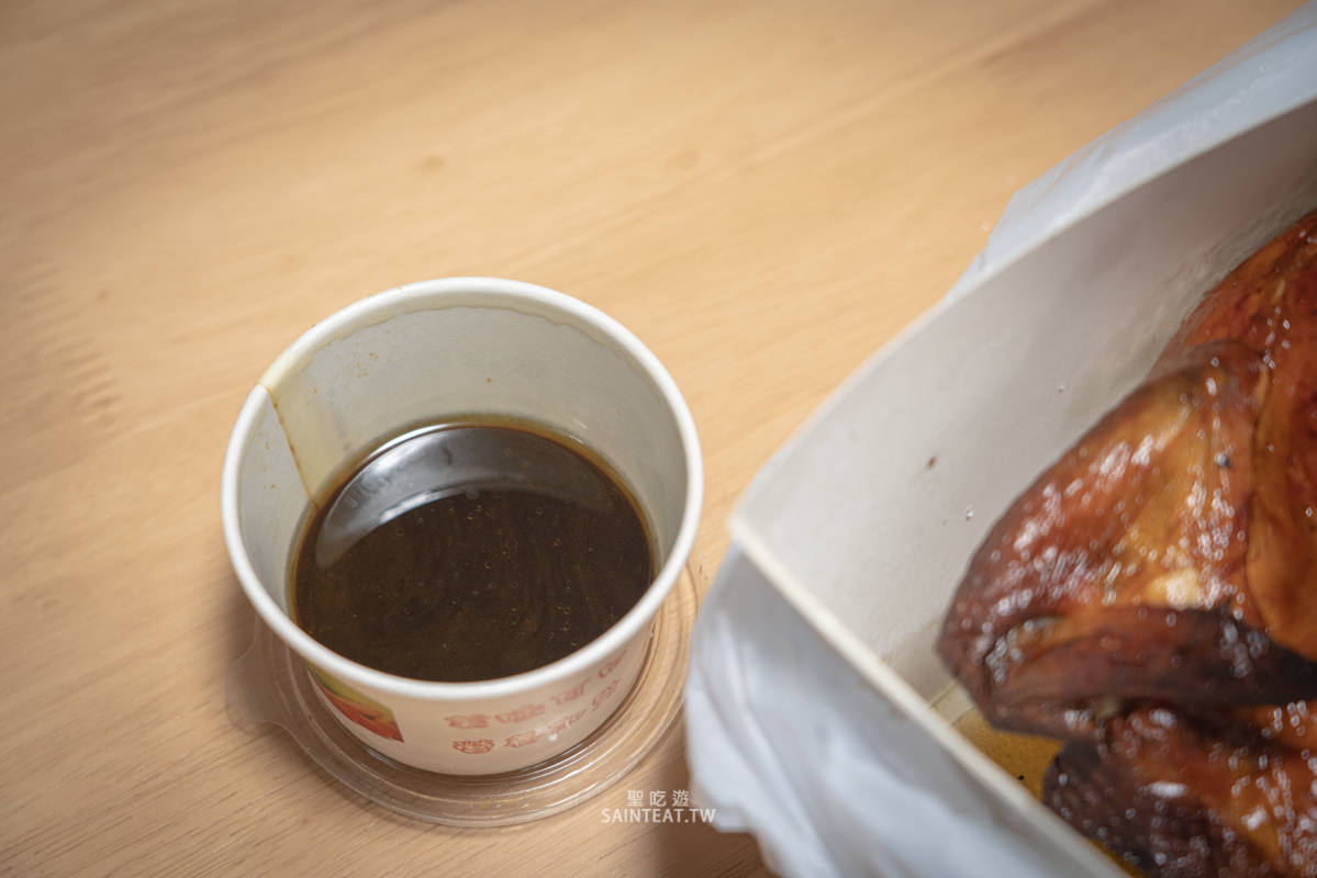 大仁哥蔗香脆皮桶仔雞》真的有這麼好吃嗎？刷手速才搶得到爆紅烤雞！