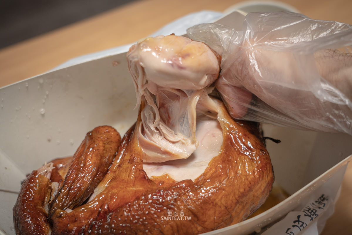 大仁哥蔗香脆皮桶仔雞》真的有這麼好吃嗎？刷手速才搶得到爆紅烤雞！