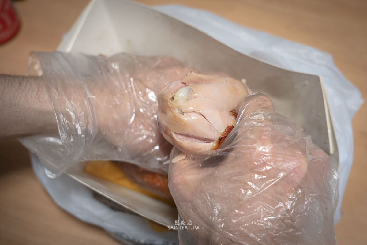 大仁哥蔗香脆皮桶仔雞》真的有這麼好吃嗎？刷手速才搶得到爆紅烤雞！