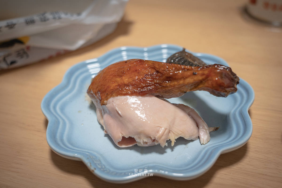 大仁哥蔗香脆皮桶仔雞》真的有這麼好吃嗎？刷手速才搶得到爆紅烤雞！