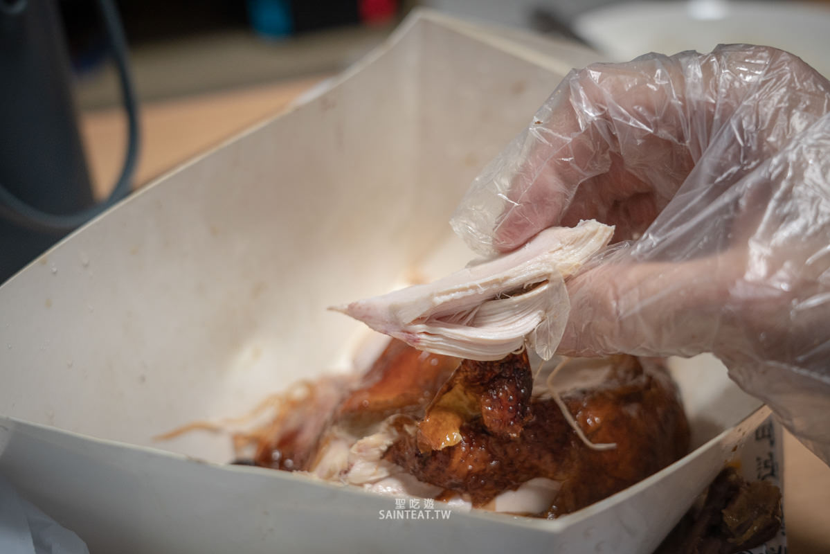 大仁哥蔗香脆皮桶仔雞》真的有這麼好吃嗎？刷手速才搶得到爆紅烤雞！