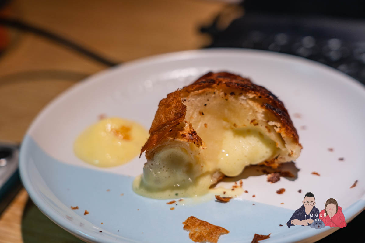 綜合草莓卡士達可鬆麵包評價》好事多甜點開箱,爆漿甜點值得買嗎? - 第6張圖 綜合草莓卡士達可鬆麵包評價》好事多甜點開箱,爆漿甜點值得買嗎?