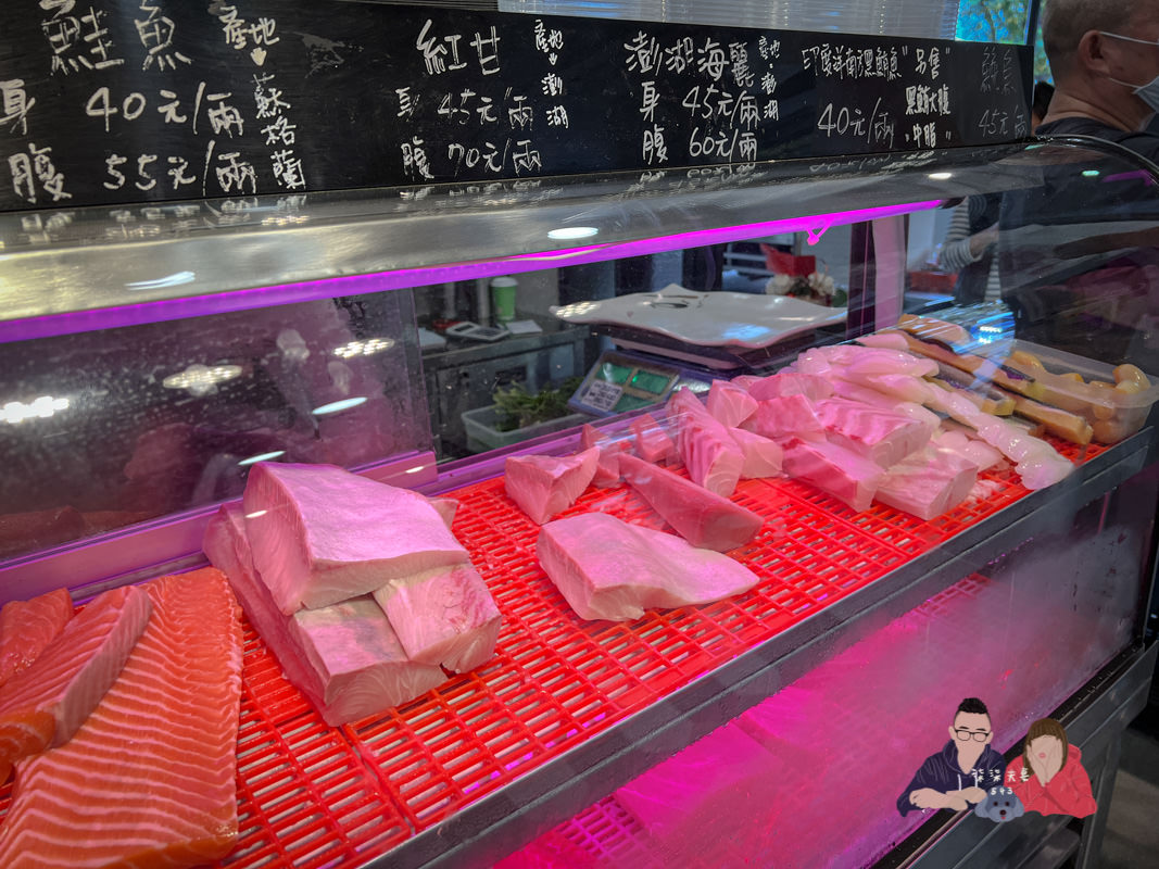 安安生魚片專賣店》安安海鮮搬家了！濱江市場生魚片名店有店面了～