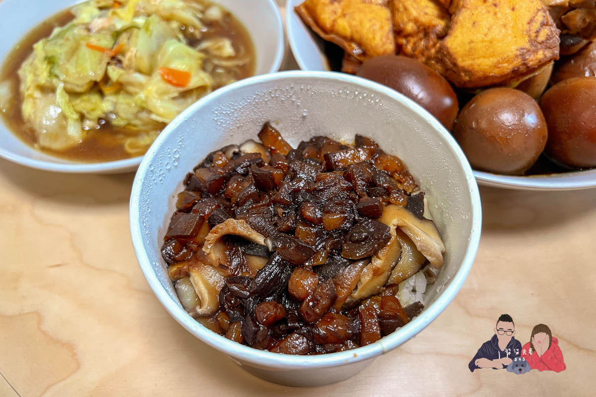 華西街夜市美食推薦》小王煮瓜｜必比登狂推的黑金滷肉飯，瓜仔肉湯一定要點！