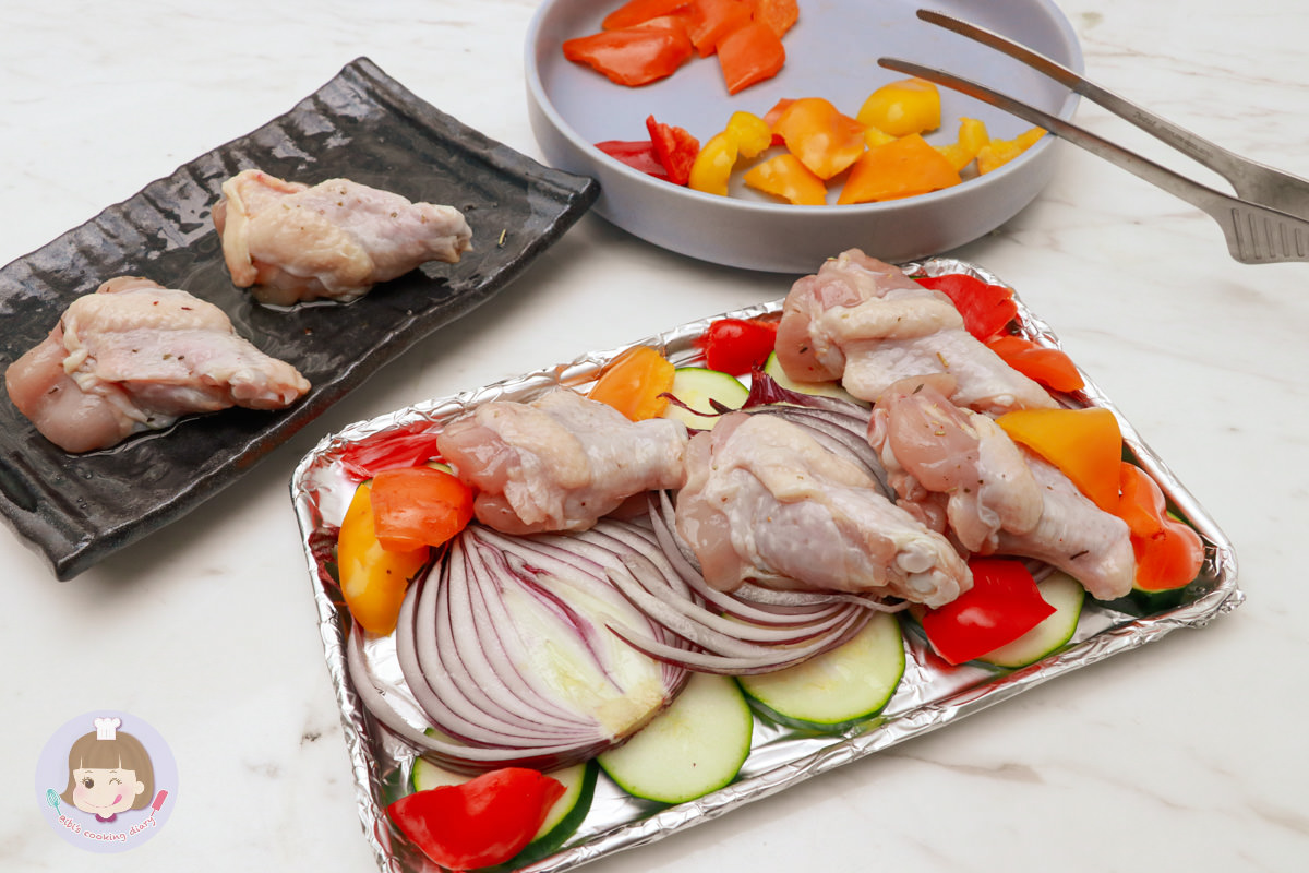 烤箱料理》蔥油香料烤雞腿食譜|中西融合的搭配清爽又好吃! - 第5張圖 烤箱料理》蔥油香料烤雞腿食譜|中西融合的搭配清爽又好吃!