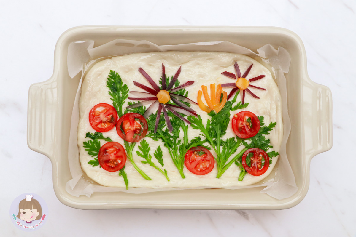 佛卡夏食譜》免手揉佛卡夏配方，利用蔬果做成花園佛卡夏