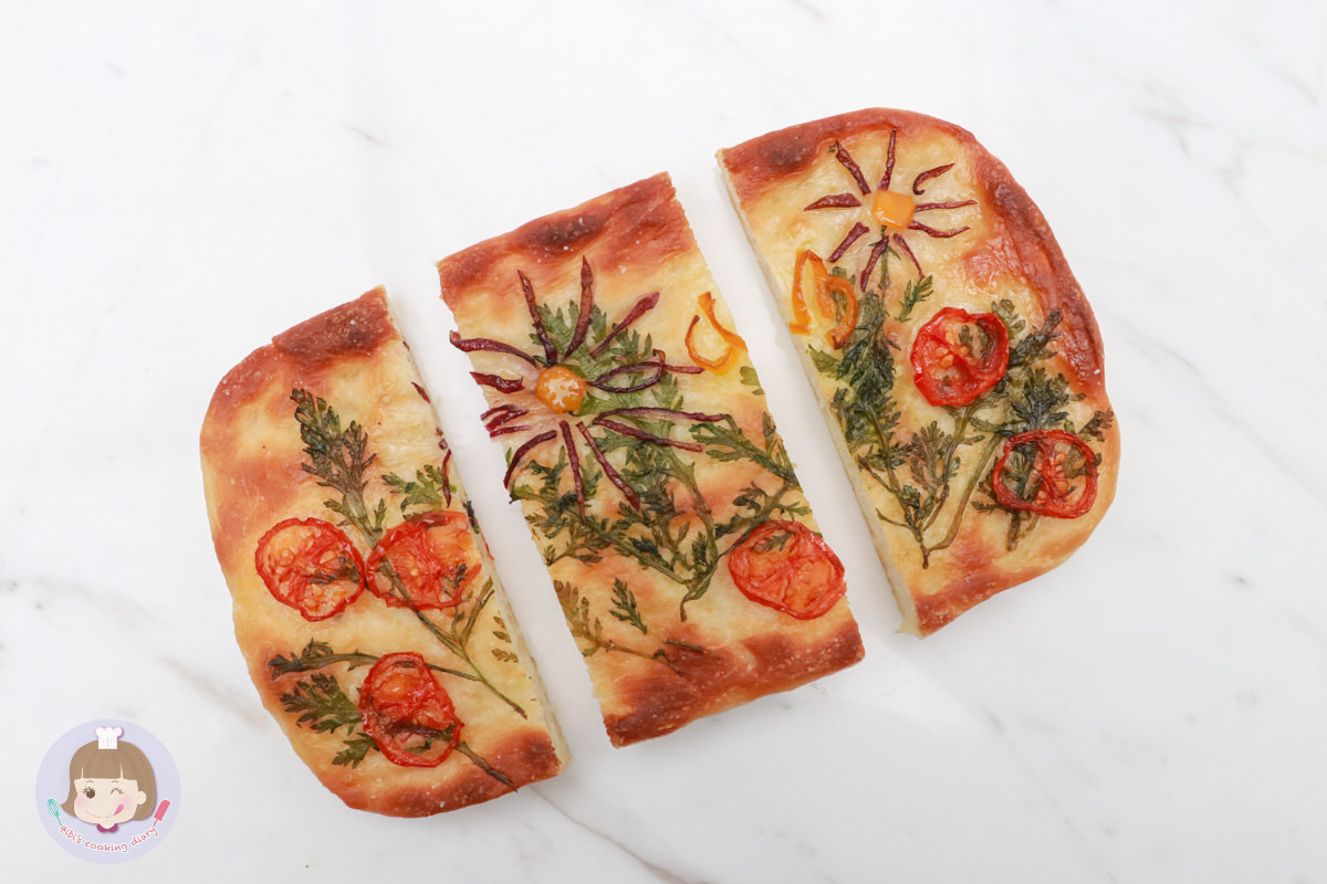 佛卡夏食譜》免手揉佛卡夏配方，利用蔬果做成花園佛卡夏