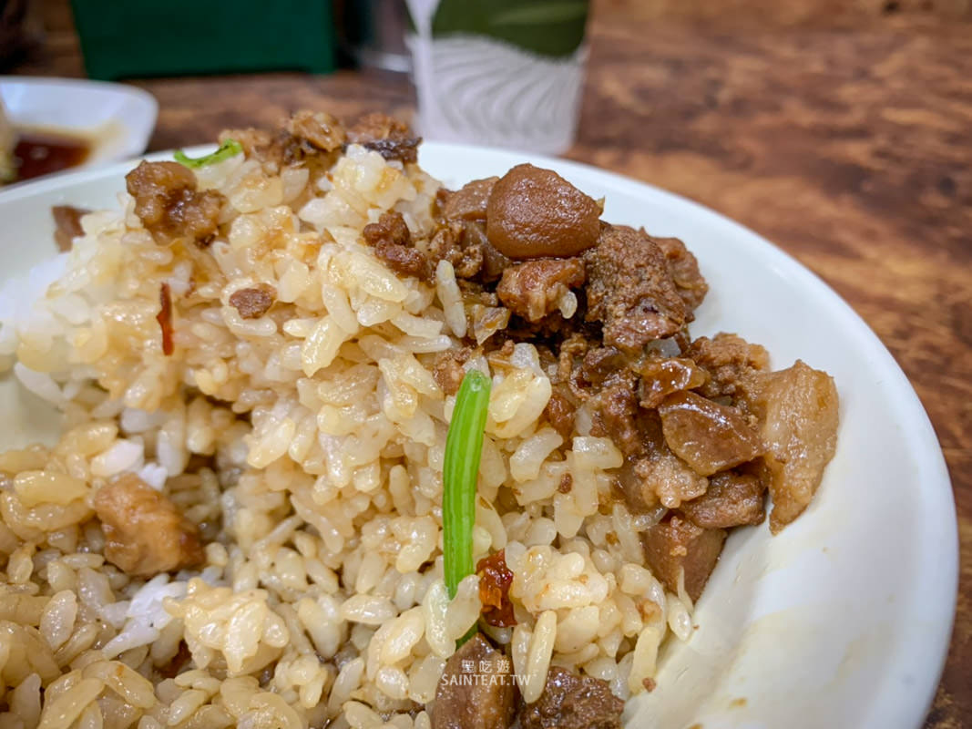 汐止滷肉飯》康得羹品|滷肉飯還不錯,價格合理,國泰醫院附近好吃的小吃店! - 第7張圖 汐止滷肉飯》康得羹品|滷肉飯還不錯,價格合理,國泰醫院附近好吃的小吃店!