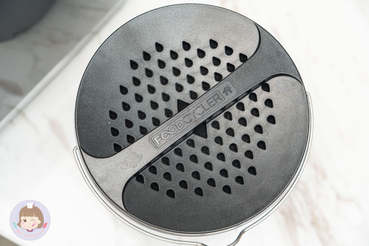 廚房必備小家電推薦》FoodCycler 廚餘大師｜廚餘機真的有這麼好用嗎？直接帶大家實測！