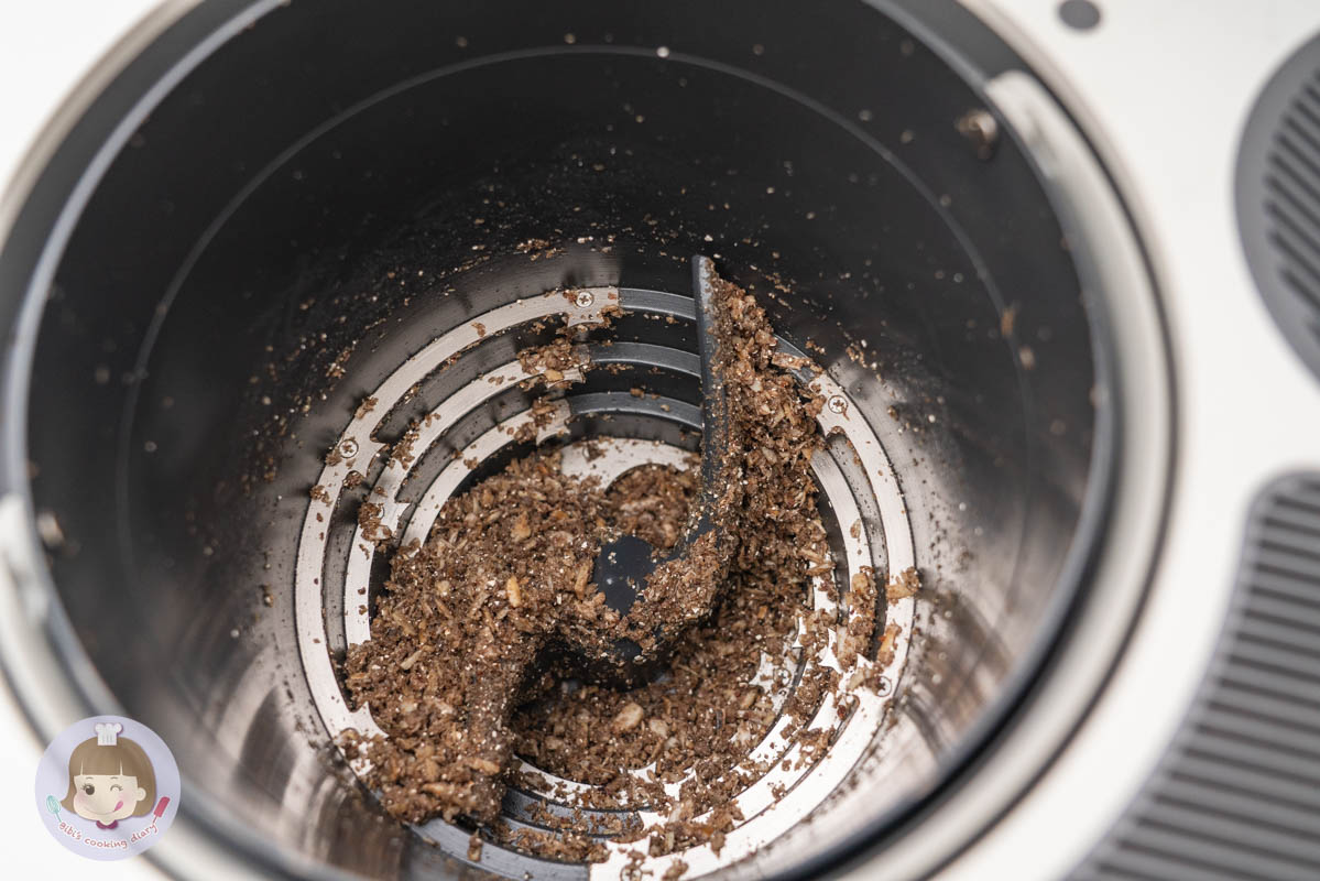 廚餘機推薦》FoodCycler廚餘大師Pro旗艦版,最新一代容量功能再升級!簡直是廚餘機界的 Dyson! - 第27張圖 廚餘機推薦》FoodCycler廚餘大師Pro旗艦版,最新一代容量功能再升級!簡直是廚餘機界的 Dyson!