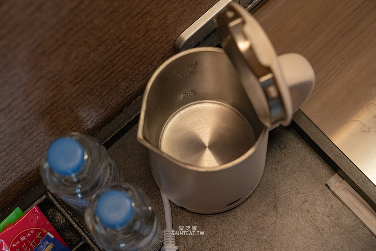 御品王朝旅店》雲林住宿|應該算是乾淨的汽車旅館,飯店很漂亮,房間超大!但早餐蠻弱的。 - 第20張圖 御品王朝旅店》雲林住宿|應該算是乾淨的汽車旅館,飯店很漂亮,房間超大!但早餐蠻弱的。