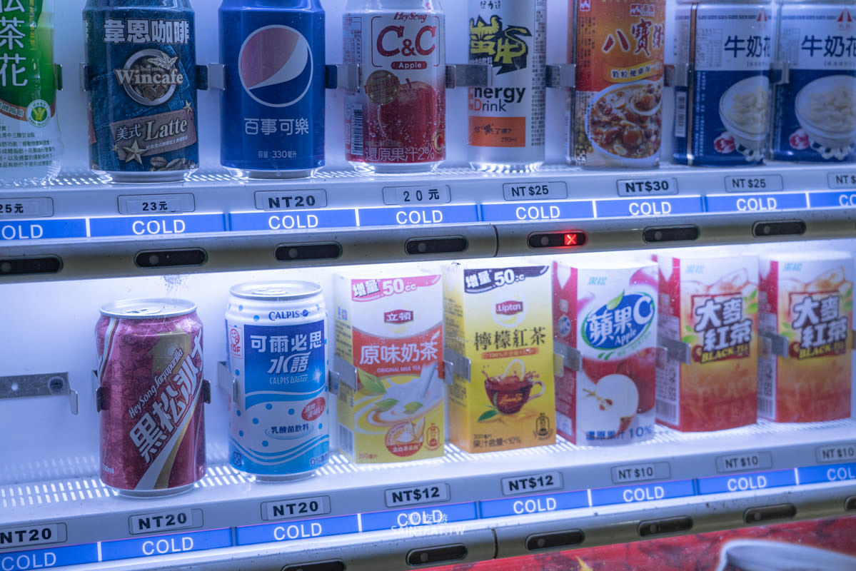 御品王朝旅店》雲林住宿|應該算是乾淨的汽車旅館,飯店很漂亮,房間超大!但早餐蠻弱的。 - 第33張圖 御品王朝旅店》雲林住宿|應該算是乾淨的汽車旅館,飯店很漂亮,房間超大!但早餐蠻弱的。