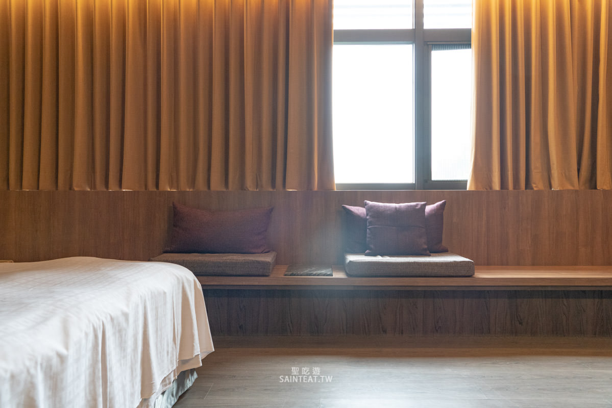 御品王朝旅店》雲林住宿|應該算是乾淨的汽車旅館,飯店很漂亮,房間超大!但早餐蠻弱的。 - 第16張圖 御品王朝旅店》雲林住宿|應該算是乾淨的汽車旅館,飯店很漂亮,房間超大!但早餐蠻弱的。