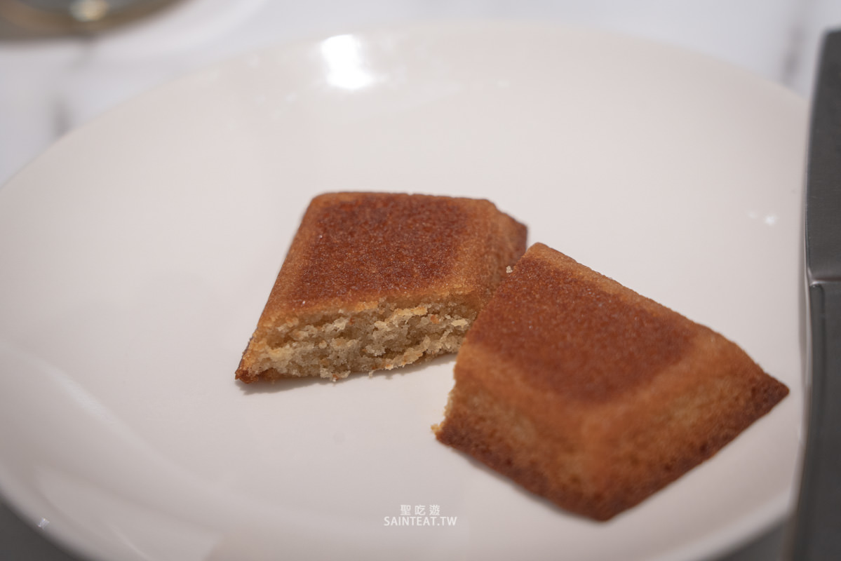 台北甜點吃到飽》徹斯叔叔的咖啡廳｜90分鐘爽吃甜點拉麵蛋包飯，一定可以吃回本，但我覺得不用特地來吃啦……。