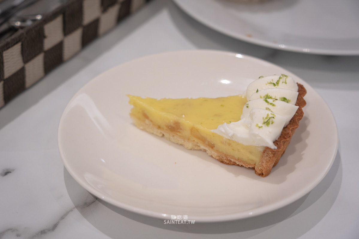 台北甜點吃到飽》徹斯叔叔的咖啡廳｜90分鐘爽吃甜點拉麵蛋包飯，一定可以吃回本，但我覺得不用特地來吃啦……。