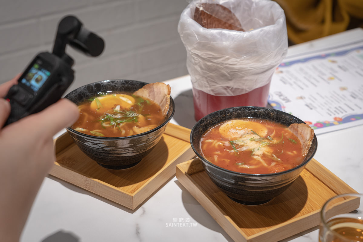 台北甜點吃到飽》徹斯叔叔的咖啡廳｜90分鐘爽吃甜點拉麵蛋包飯，一定可以吃回本，但我覺得不用特地來吃啦……。