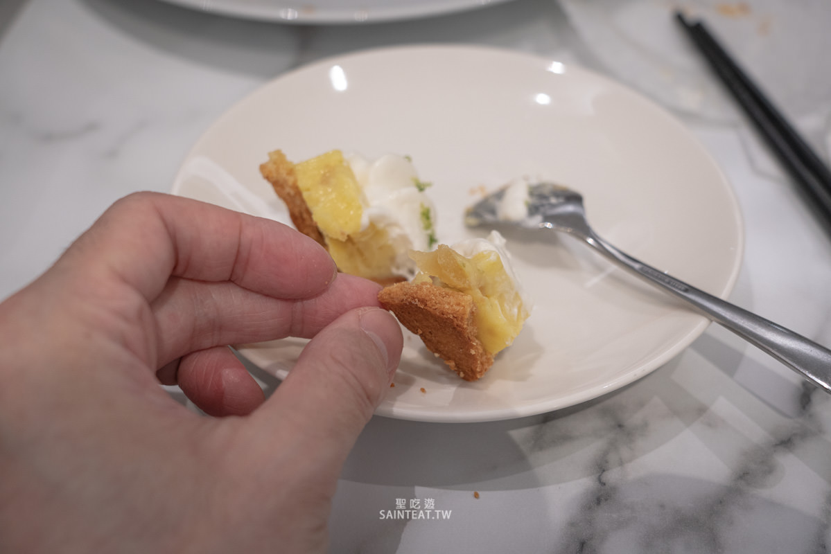 台北甜點吃到飽》徹斯叔叔的咖啡廳｜90分鐘爽吃甜點拉麵蛋包飯，一定可以吃回本，但我覺得不用特地來吃啦……。