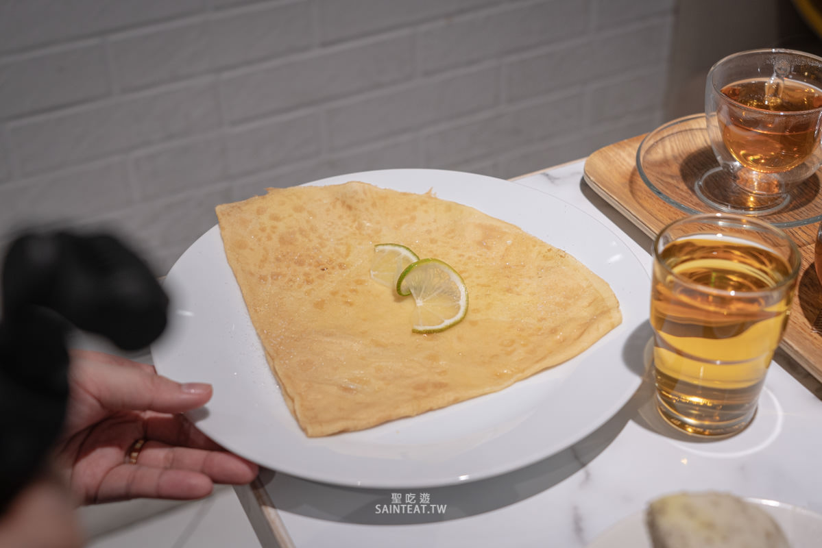 台北甜點吃到飽》徹斯叔叔的咖啡廳｜90分鐘爽吃甜點拉麵蛋包飯，一定可以吃回本，但我覺得不用特地來吃啦……。