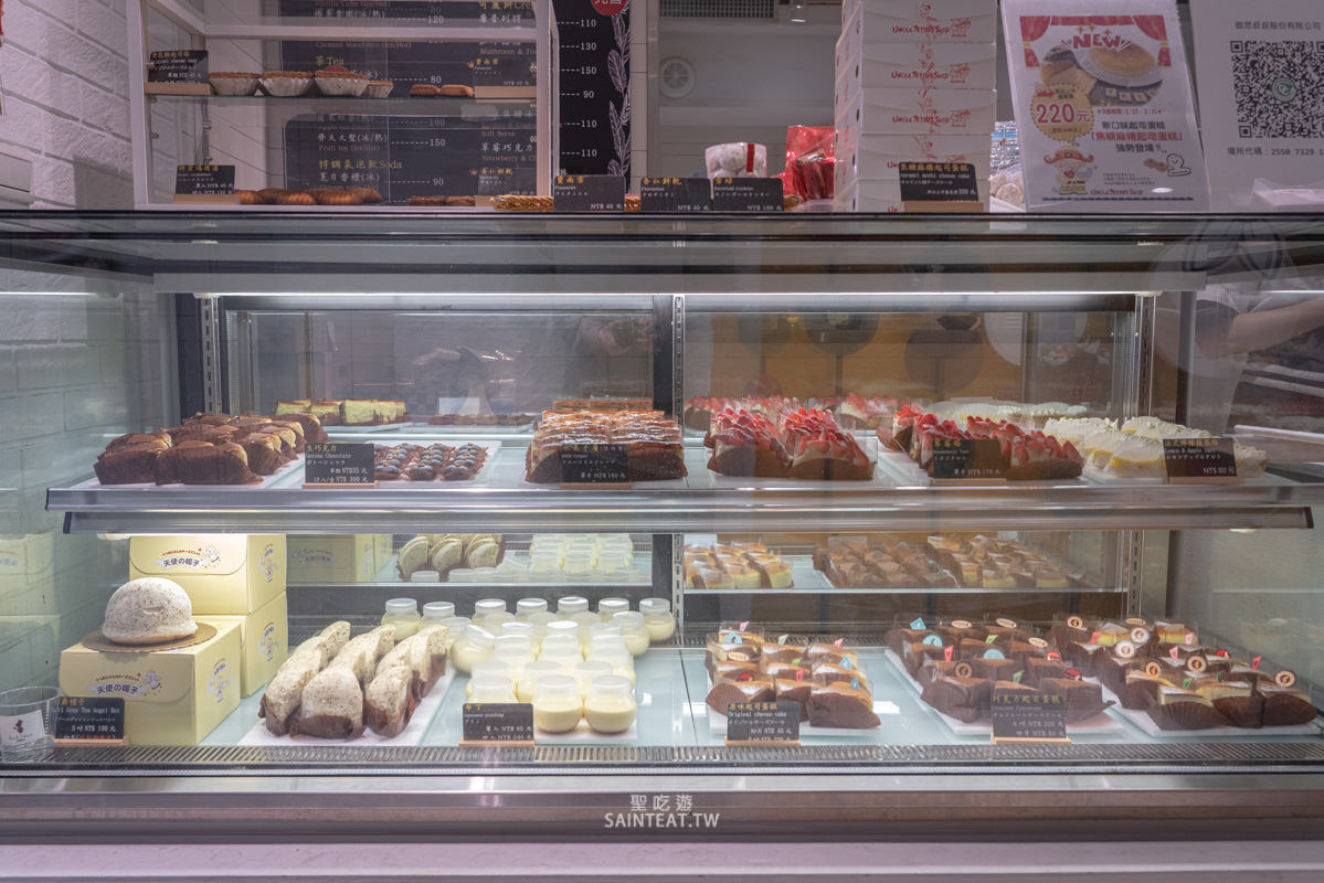 台北甜點吃到飽》徹斯叔叔的咖啡廳｜90分鐘爽吃甜點拉麵蛋包飯，一定可以吃回本，但我覺得不用特地來吃啦……。