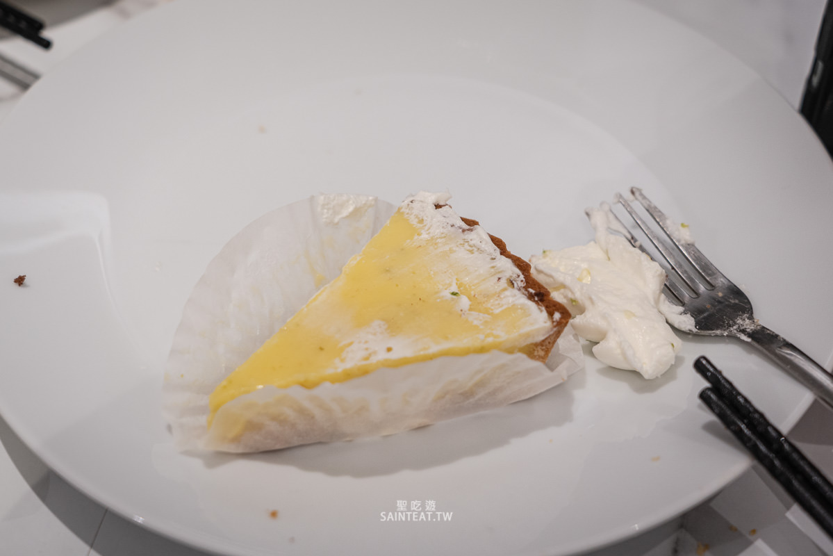 台北甜點吃到飽》徹斯叔叔的咖啡廳｜90分鐘爽吃甜點拉麵蛋包飯，一定可以吃回本，但我覺得不用特地來吃啦……。