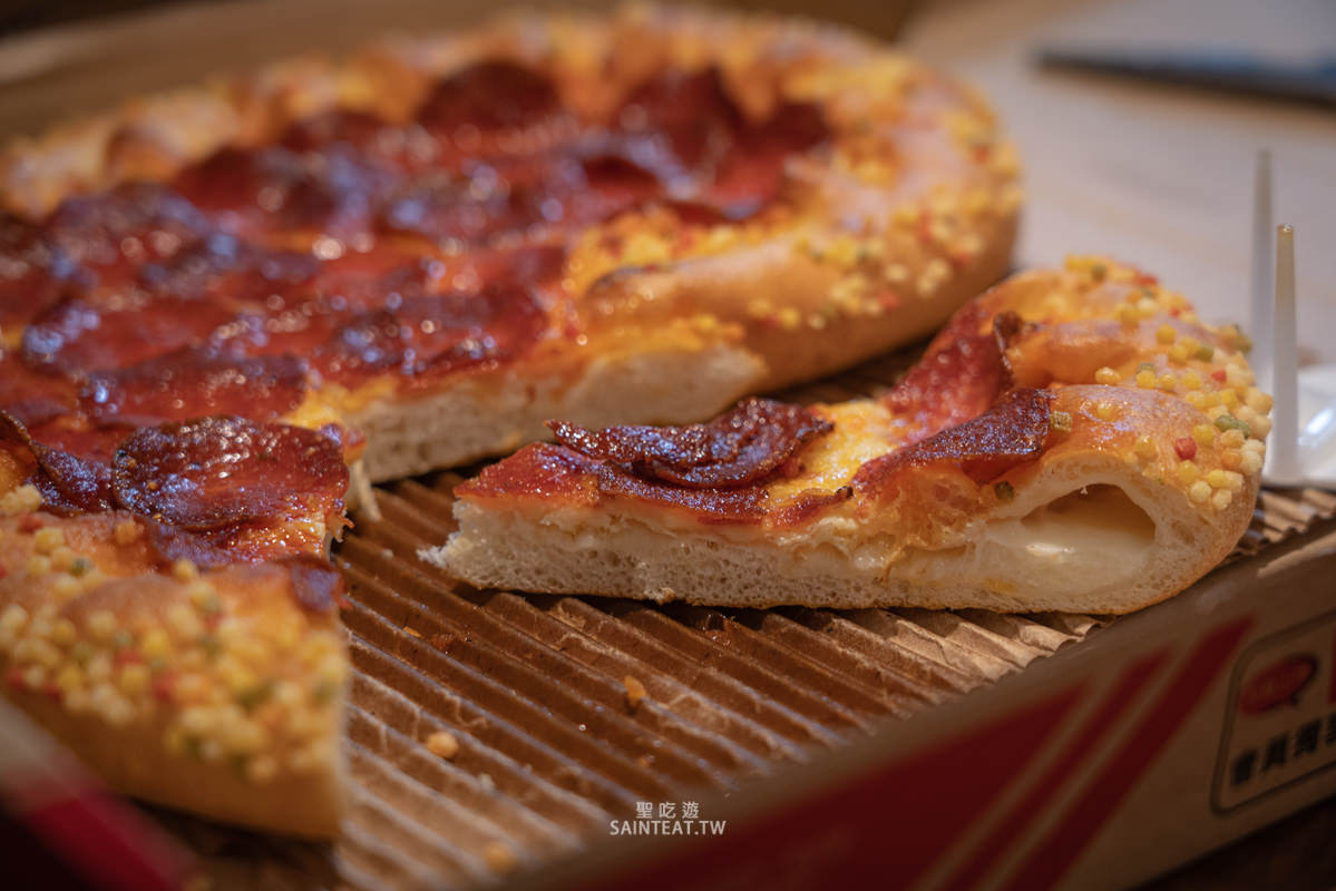 必勝客大芝心聖誕花圈烤雞比薩/有愛必勝比薩》越多越多花樣的必勝客,到底好不好吃? - 第7張圖 必勝客大芝心聖誕花圈烤雞比薩/有愛必勝比薩》越多越多花樣的必勝客,到底好不好吃?