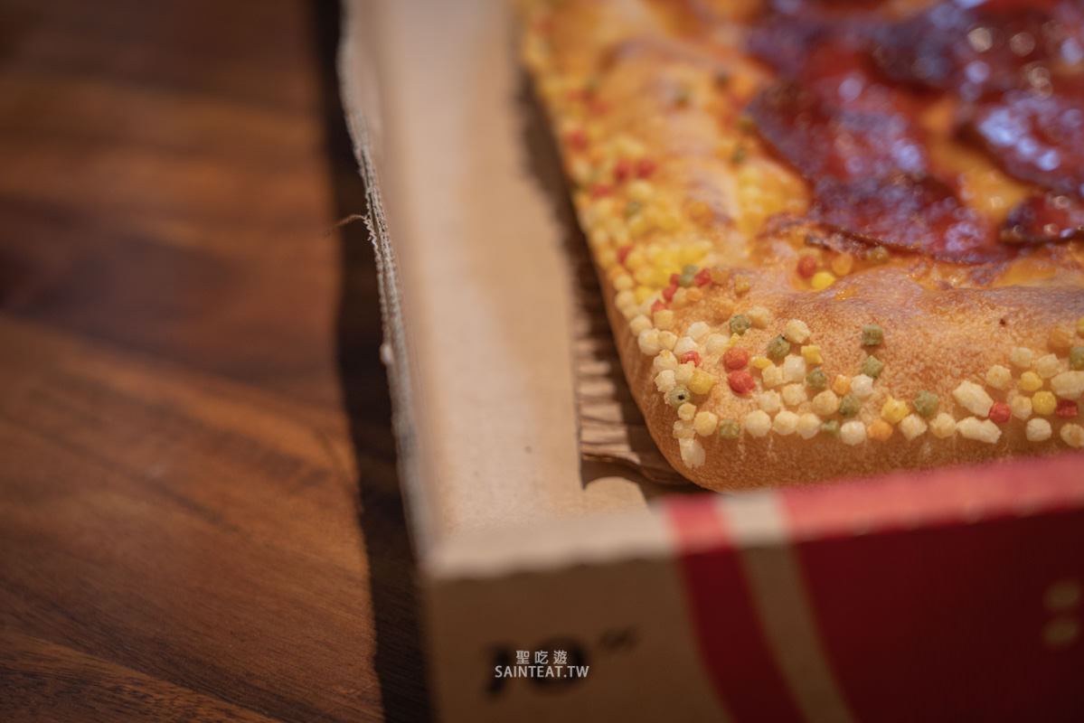 必勝客大芝心聖誕花圈烤雞比薩/有愛必勝比薩》越多越多花樣的必勝客,到底好不好吃? - 第8張圖 必勝客大芝心聖誕花圈烤雞比薩/有愛必勝比薩》越多越多花樣的必勝客,到底好不好吃?