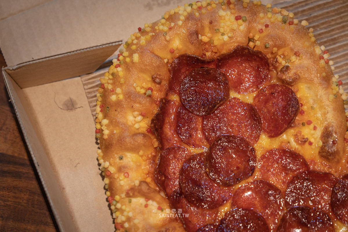 必勝客大芝心聖誕花圈烤雞比薩/有愛必勝比薩》越多越多花樣的必勝客,到底好不好吃? - 第5張圖 必勝客大芝心聖誕花圈烤雞比薩/有愛必勝比薩》越多越多花樣的必勝客,到底好不好吃?