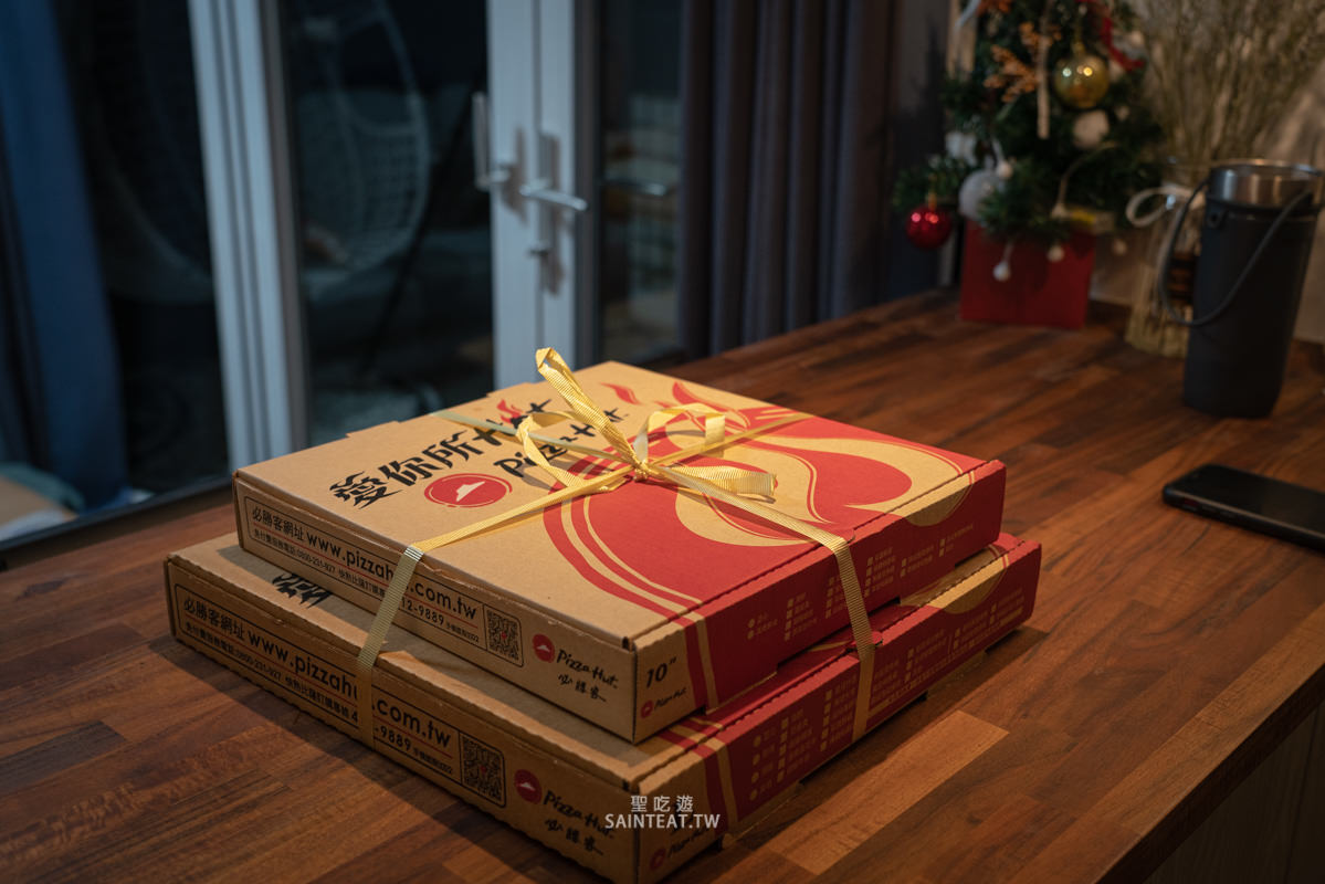 必勝客大芝心聖誕花圈烤雞比薩/有愛必勝比薩》越多越多花樣的必勝客,到底好不好吃? - 第2張圖 必勝客大芝心聖誕花圈烤雞比薩/有愛必勝比薩》越多越多花樣的必勝客,到底好不好吃?