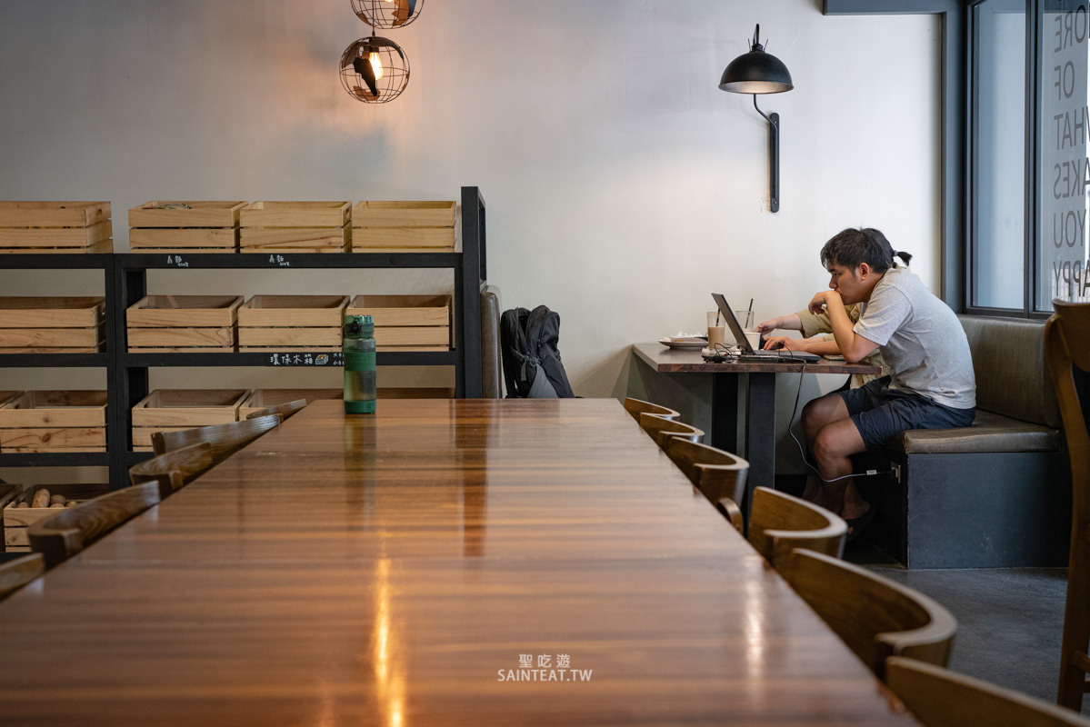 汐止早午餐》愛吃飯iRice Kaffe|平價還免服務費、有插座,座位舒適 - 第4張圖 汐止早午餐》愛吃飯iRice Kaffe|平價還免服務費、有插座,座位舒適