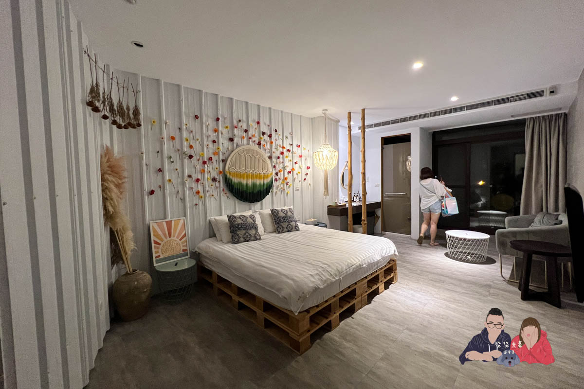 愛黏在一起設計師民宿》網美風格日月潭周邊住宿，到處都好拍～