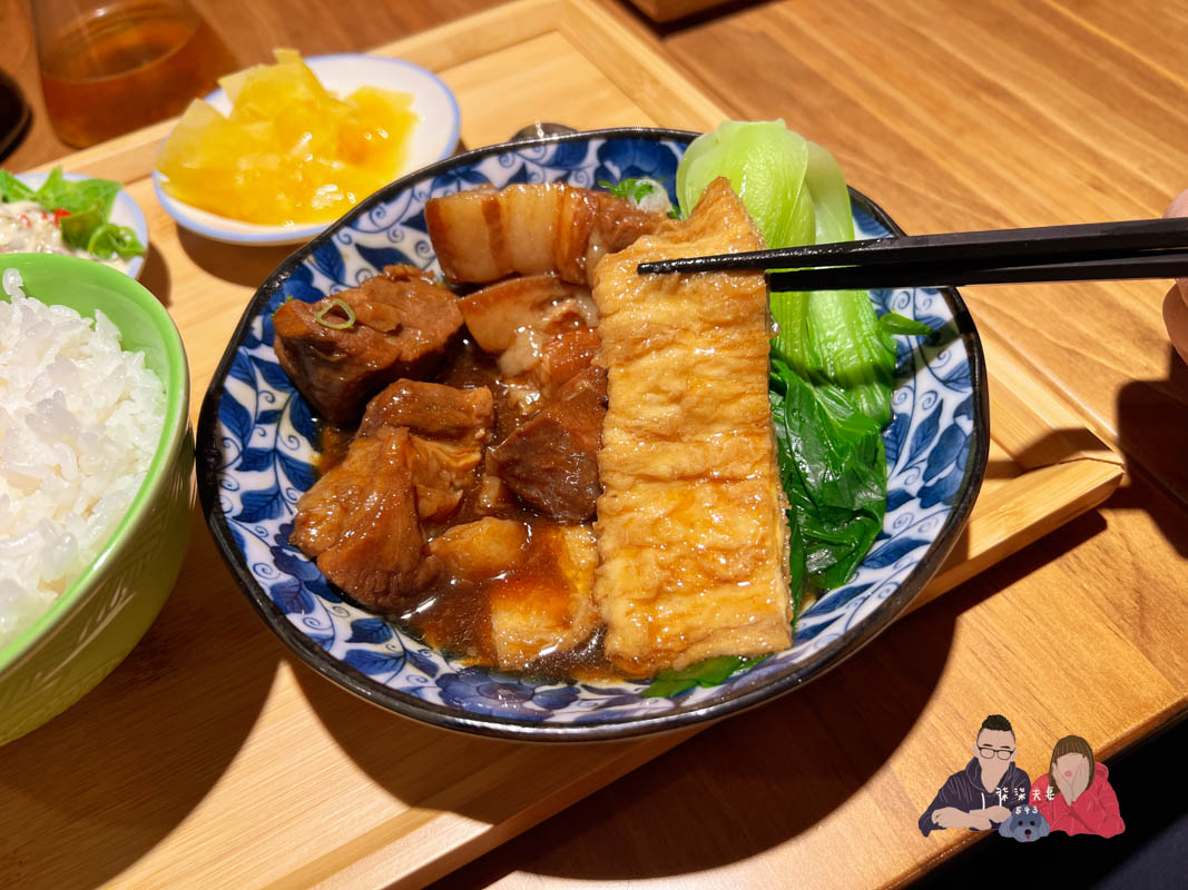 稻舍食館誠品信義店》台菜定食套餐,大推金沙蝦球客飯,鹹蛋黃醬好吃、蝦球還很大尾! - 第30張圖 稻舍食館誠品信義店》台菜定食套餐,大推金沙蝦球客飯,鹹蛋黃醬好吃、蝦球還很大尾!