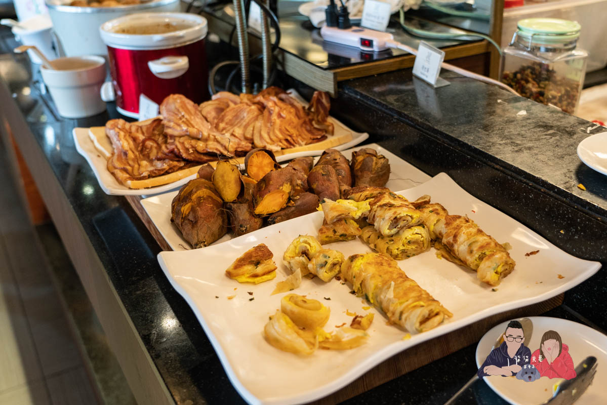 日月潭大淶閣飯店》日月潭湖景第一排住宿，早餐沿著飯店湖景步道散步，超放鬆的～禾楓客房實際住宿心得。
