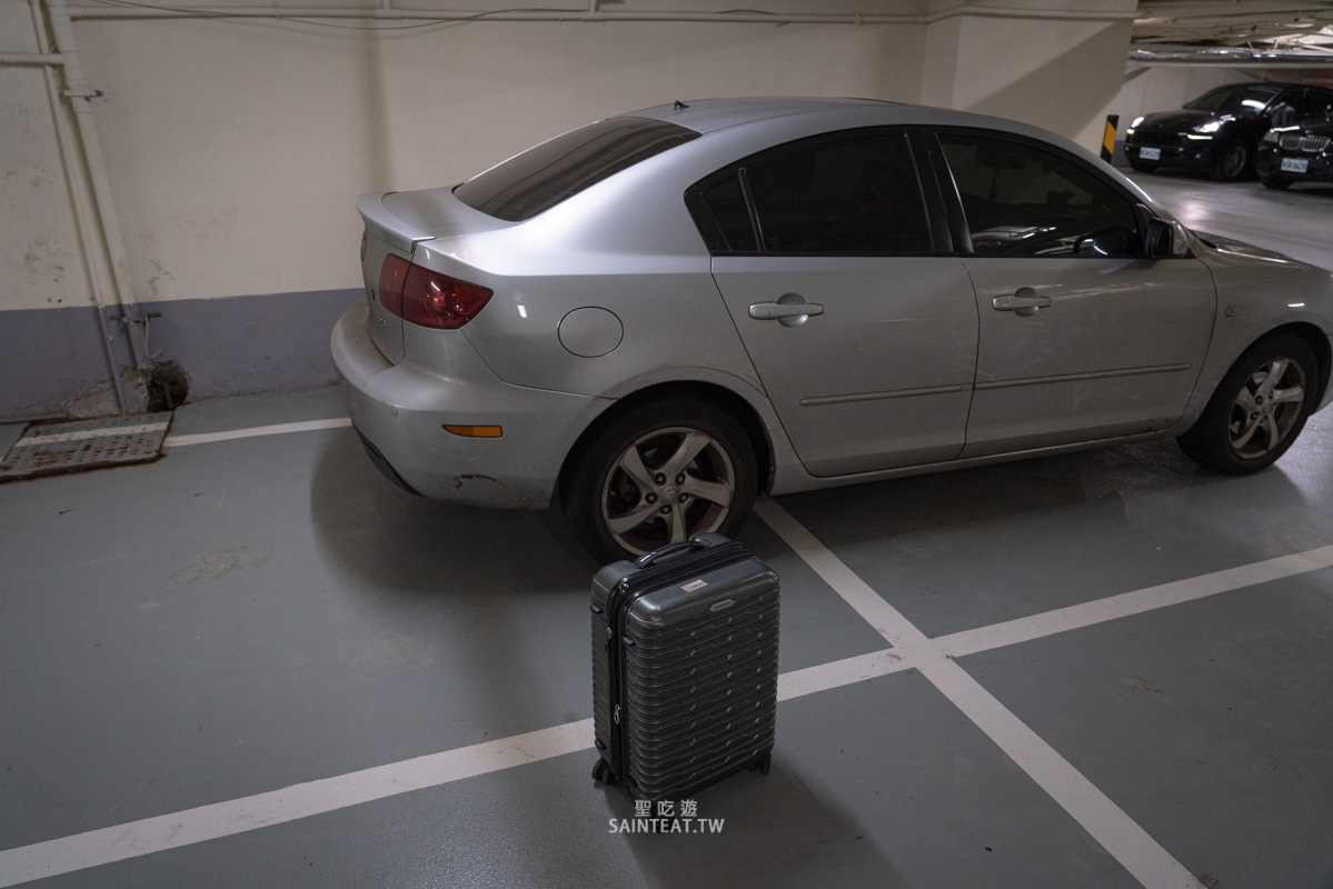 台北五星級飯店住宿》晶華酒店｜App平日免費升級豪華客房，頂樓露天泳池電影院超放鬆～