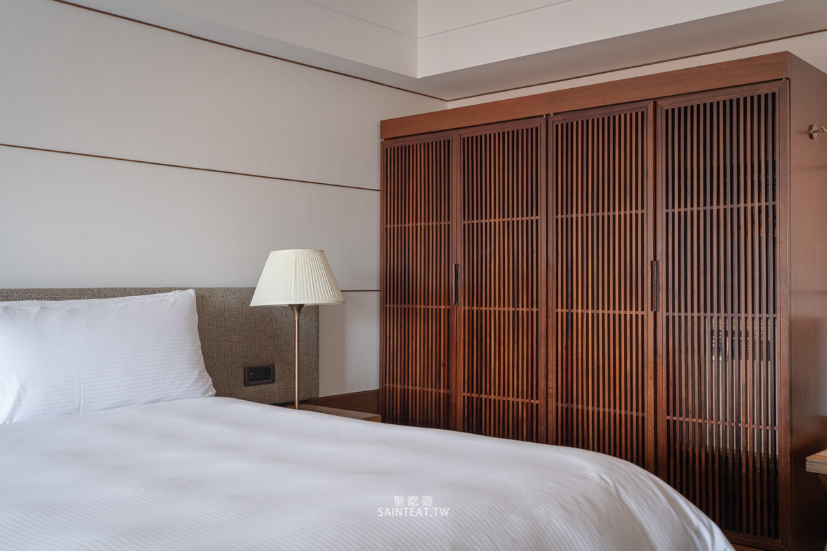 台北五星級飯店住宿》晶華酒店｜App平日免費升級豪華客房，頂樓露天泳池電影院超放鬆～