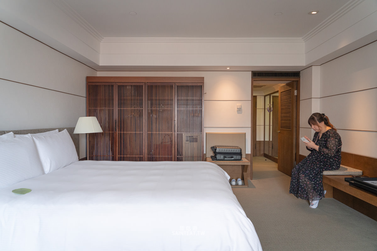 台北五星級飯店住宿》晶華酒店｜App平日免費升級豪華客房，頂樓露天泳池電影院超放鬆～