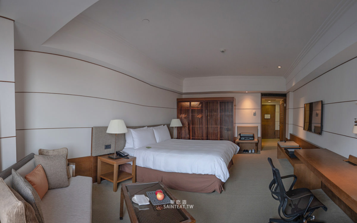 台北五星級飯店住宿》晶華酒店｜App平日免費升級豪華客房，頂樓露天泳池電影院超放鬆～