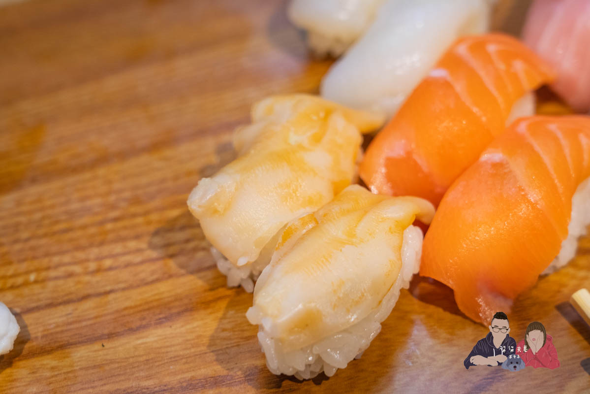 雛鮨二訪》東京壽司吃到飽好吃嗎？狂吃干貝/海膽/鮭魚卵/鮪魚中腹握壽司！
