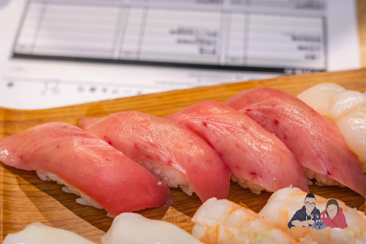 雛鮨二訪》東京壽司吃到飽好吃嗎？狂吃干貝/海膽/鮭魚卵/鮪魚中腹握壽司！