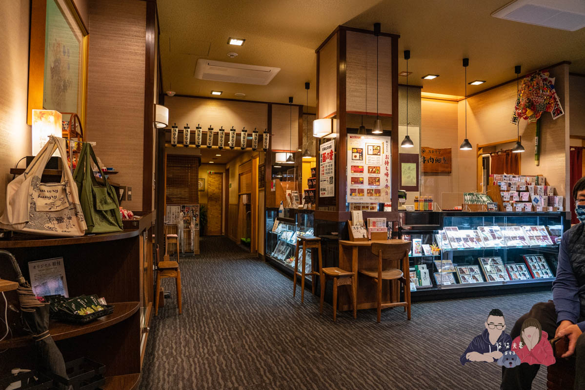 今半壽喜燒》東京淺草必吃百年老店，建議提早排隊或預約，中午排隊至少1小時！