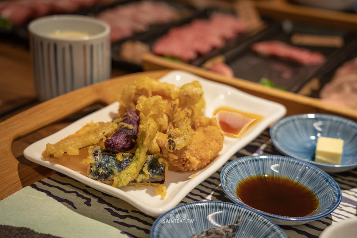 東港強 和牛 燒肉 芝山店》天母士林燒烤｜肉品不錯，價格算合理，但烤盤失敗很難烤，真的有人覺得這個烤盤好用嗎？