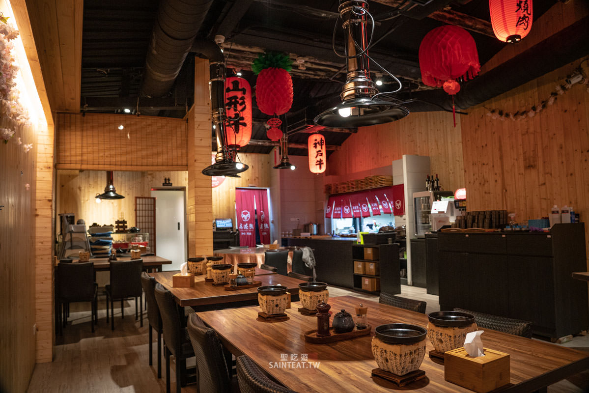 東港強 和牛 燒肉 芝山店》天母士林燒烤｜肉品不錯，價格算合理，但烤盤失敗很難烤，真的有人覺得這個烤盤好用嗎？