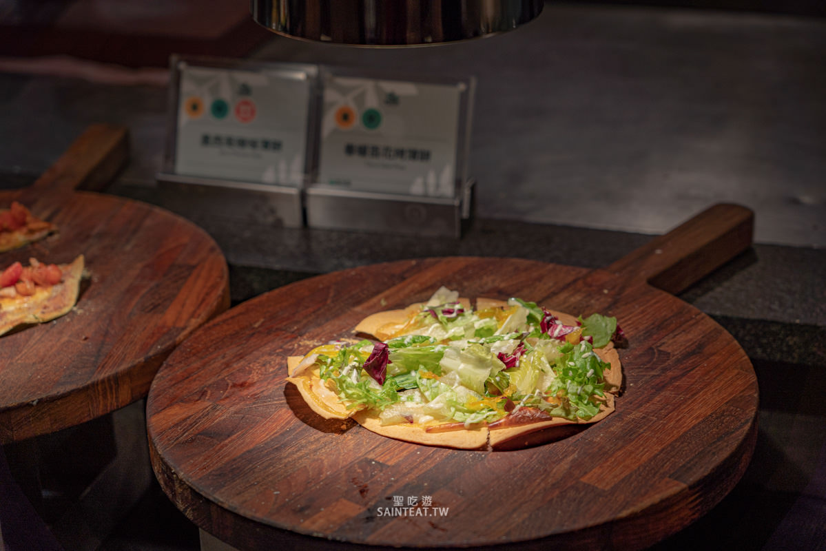 果然匯明曜店》素食吃到飽界霸主，連葷食者都覺得好吃！