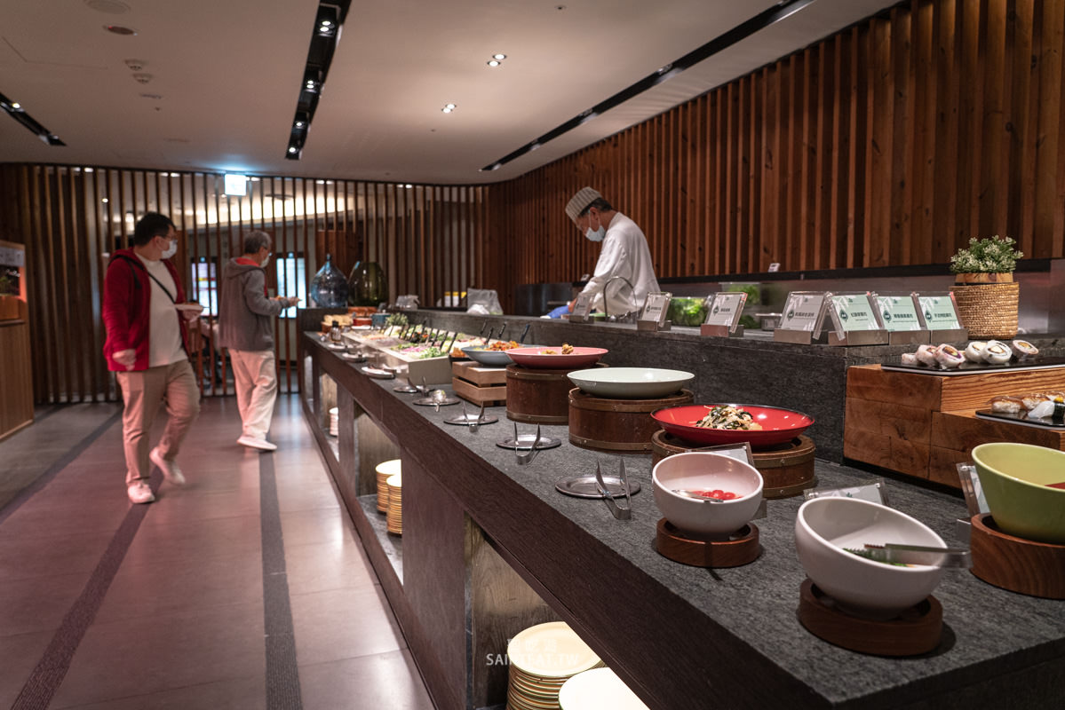 果然匯明曜店》素食吃到飽界霸主，連葷食者都覺得好吃！