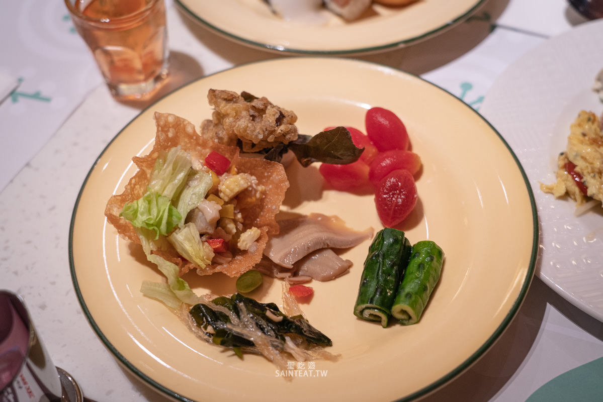 果然匯明曜店》素食吃到飽界霸主，連葷食者都覺得好吃！