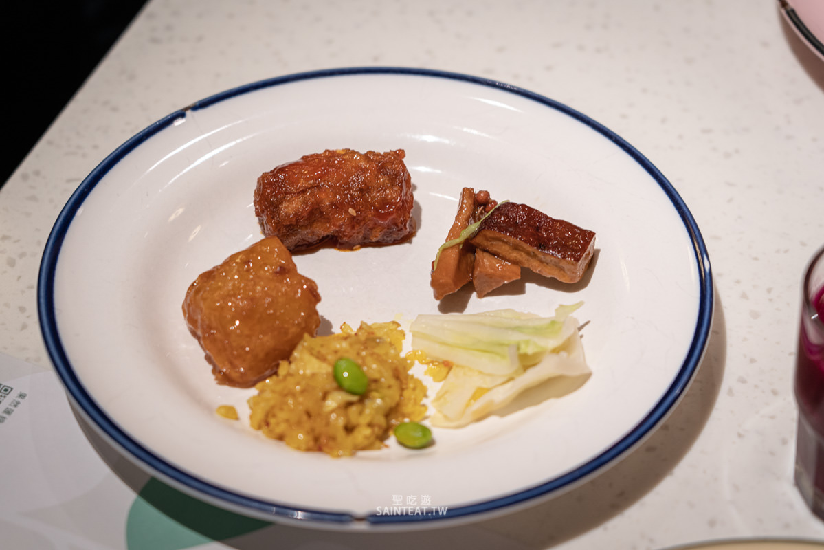 果然匯明曜店》素食吃到飽界霸主，連葷食者都覺得好吃！