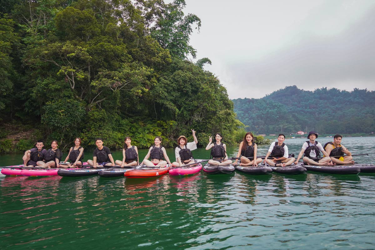日月潭SUP推薦》樂晴SUP俱樂部｜幾百張堪比婚攝的單眼/空拍機照片送給妳～來日月潭必玩的立槳體驗！