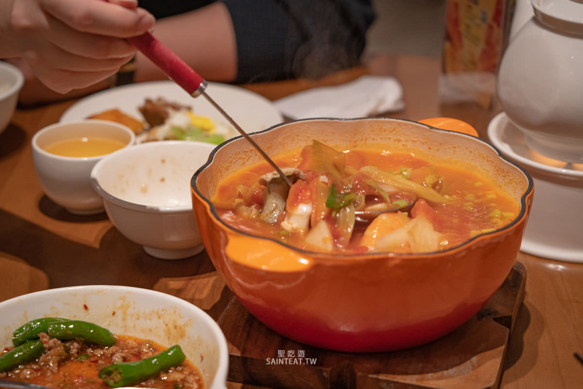 欣葉小聚南港店》欣葉台菜的新品牌，聚餐好選擇，平價好吃，大推佛跳牆！