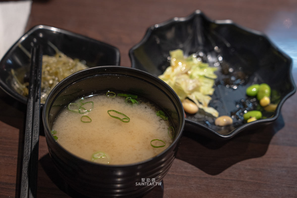 汐止日本料理》鹿角鮨｜汐止在地好吃日料店，這次來試試看商業午餐～